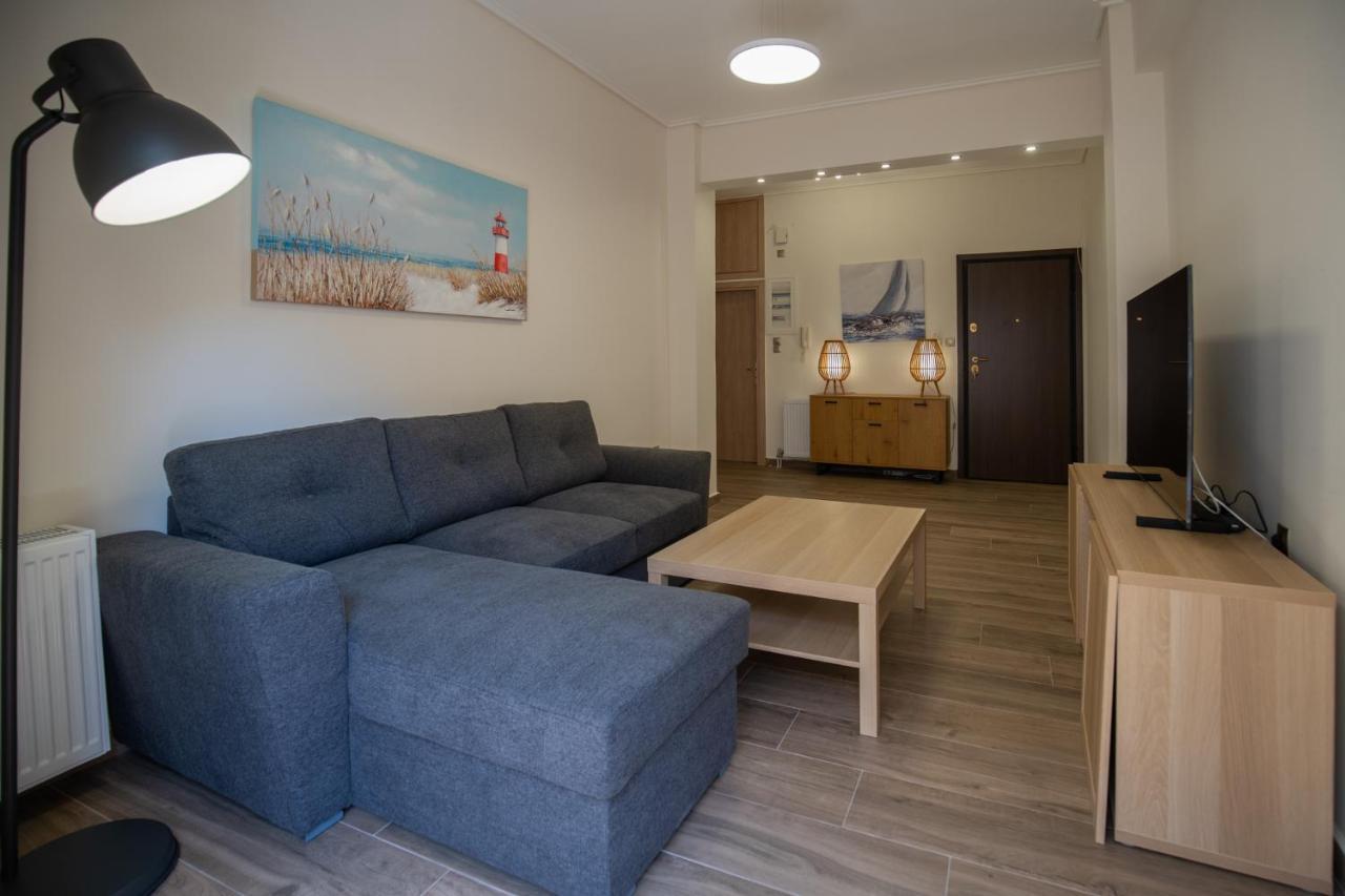 Max Blue Apartment, A Stay Like No Other Pireus Exteriér fotografie